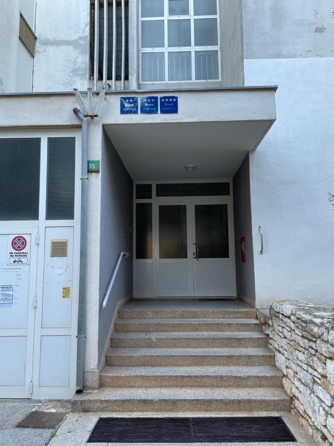 Apartment Bella Veruda In Pula Luaran gambar
